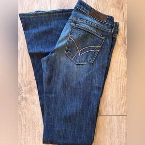 ~William Rast flare Jean ~